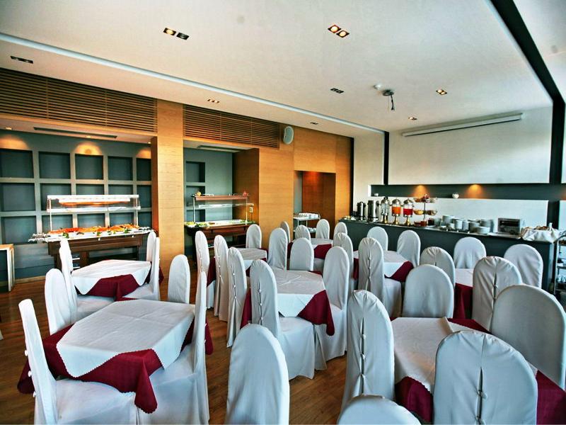 Sandy Bay Hotel Plomari Екстериор снимка