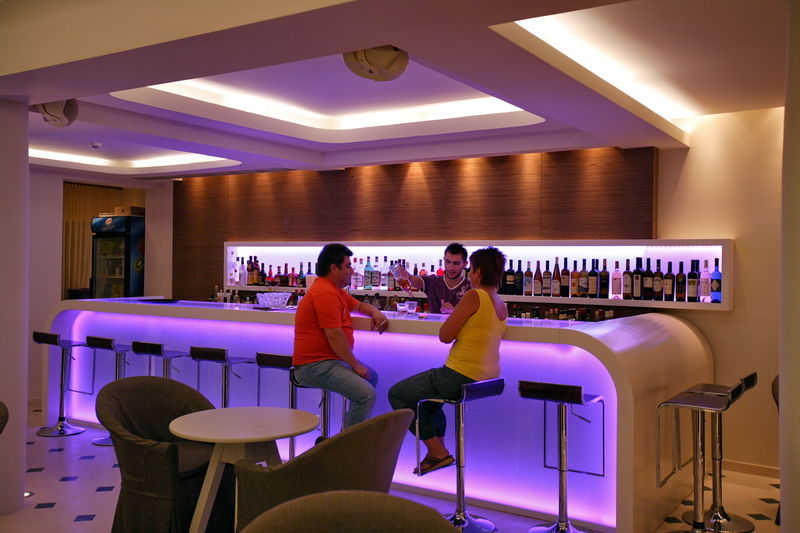 Sandy Bay Hotel Plomari Екстериор снимка