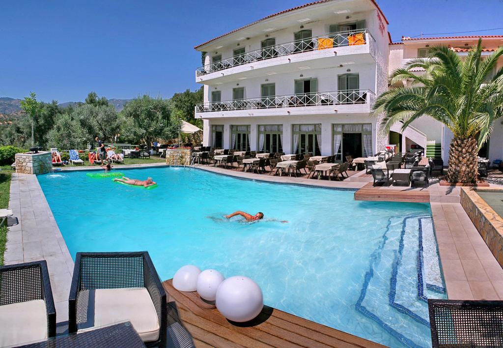 Sandy Bay Hotel Plomari Екстериор снимка