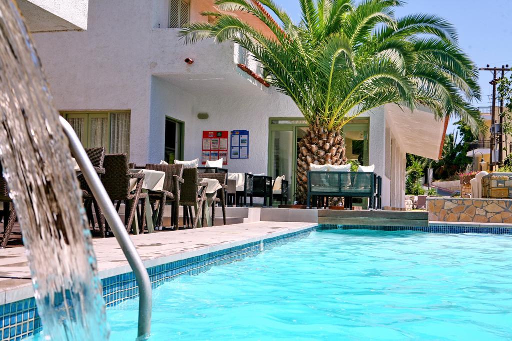 Sandy Bay Hotel Plomari Екстериор снимка